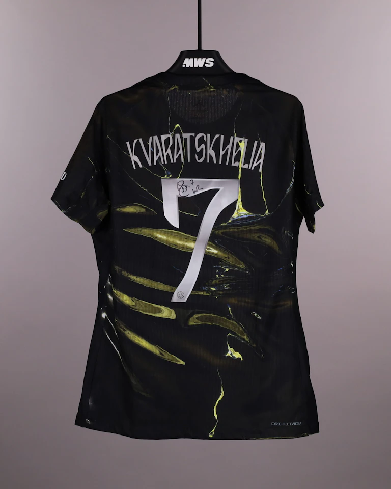 Camiseta Khvicha Kvaratskhelia Paris Saint-Germain