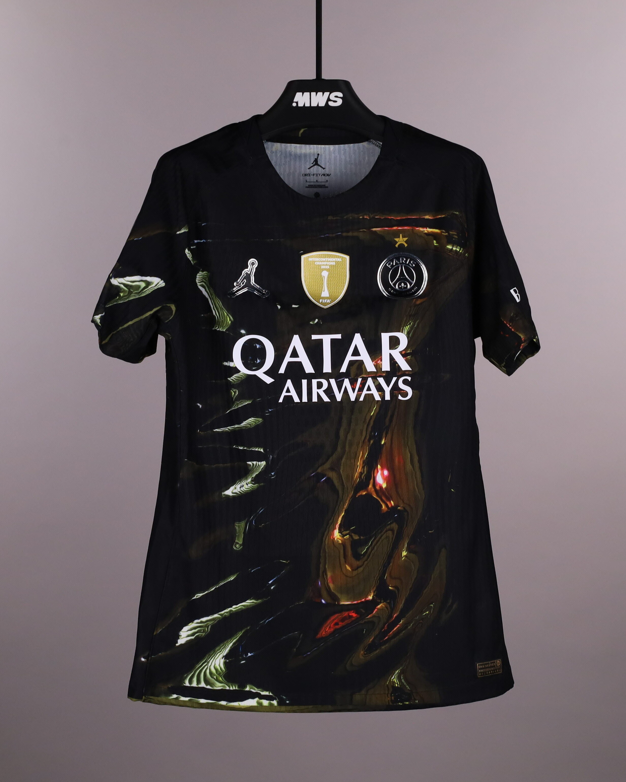 Gonçalo Ramos Paris Saint-Germain shirt