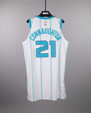 Pat Connaughton Charlotte Hornets shirt