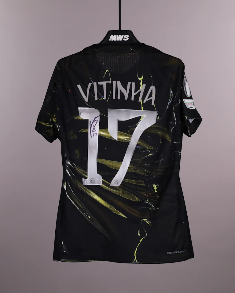 Vitinha Paris Saint-Germain jersey