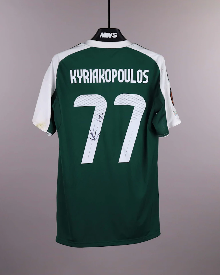 来自Panathinaikos的Giorgos Kiriakopoulos球衣