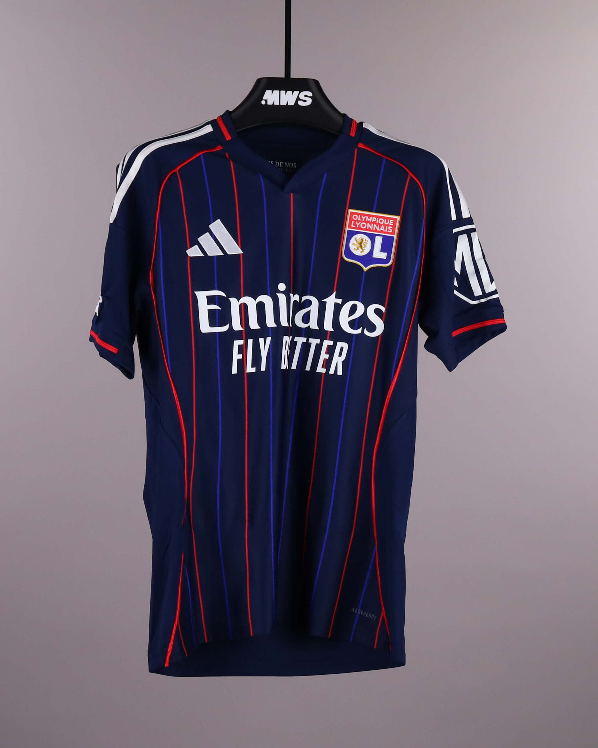 オリンピック・リヨンのユニフォーム | MatchWornShirt
