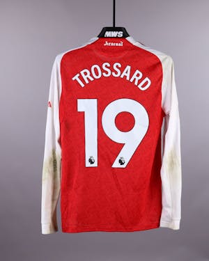 Leandro Trossard Arsenal shirt