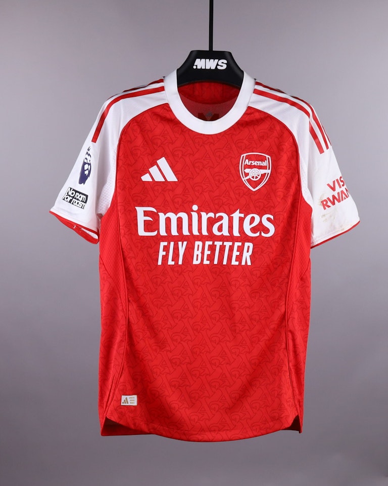 Martín Zubimendi Arsenal shirt
