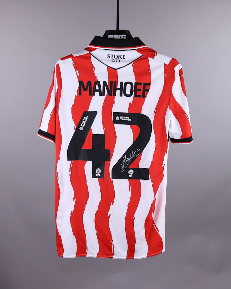 来自Stoke City的Million Manhoef球衣