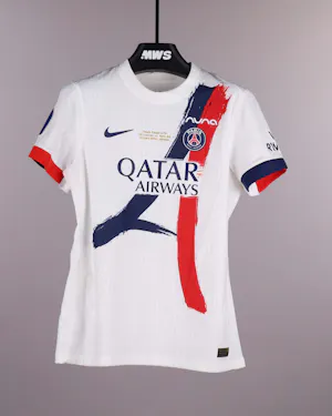 来自Paris Saint-Germain Féminines的Elisa De Almeida球衣