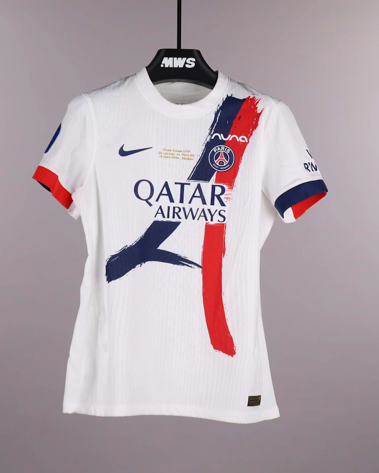 来自Paris Saint-Germain Féminines的Elisa De Almeida球衣