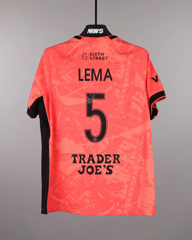 Bay FC-Trikot von Karlie Lema