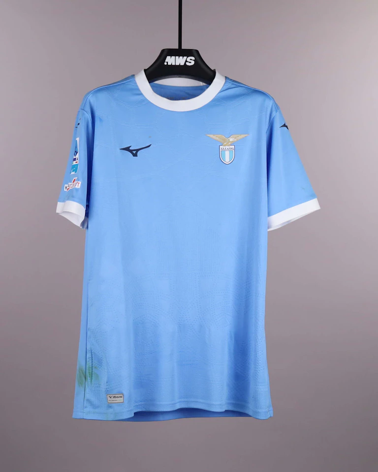 来自SS Lazio的Gustav Isaksen球衣