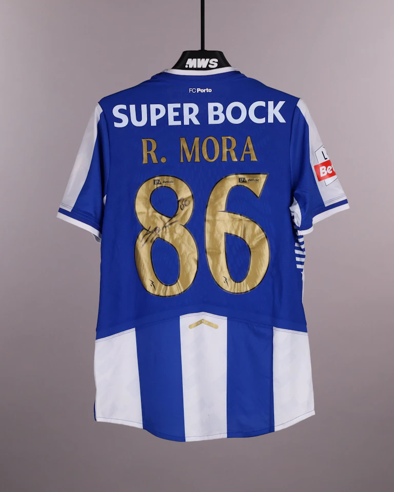 来自FC Porto的Rodrigo Mora球衣