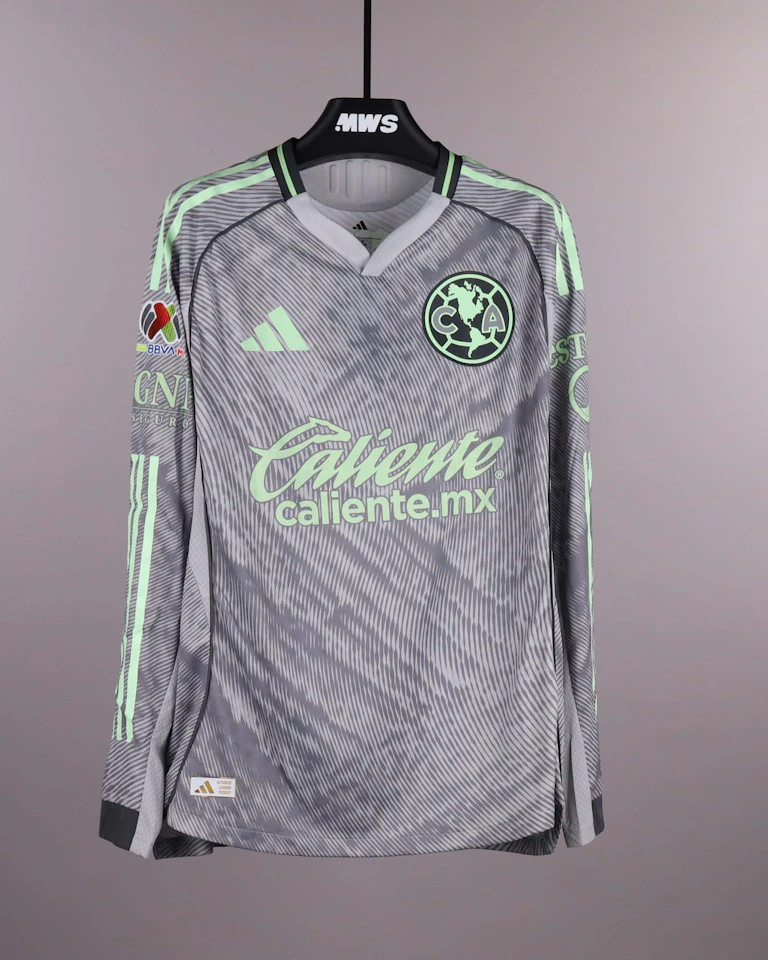 来自Club América的Ramón Juárez球衣