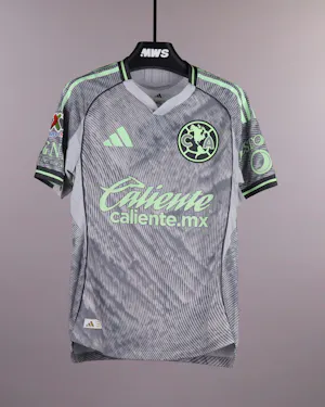 来自Club América的Erick Sánchez球衣