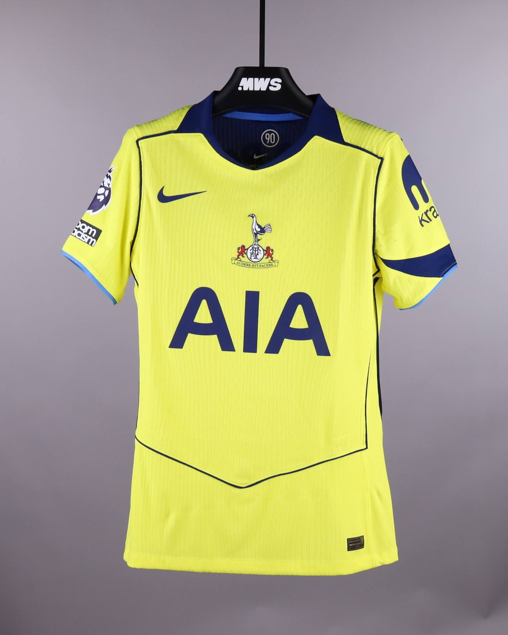 Pedro Porro Tottenham Hotspur shirt
