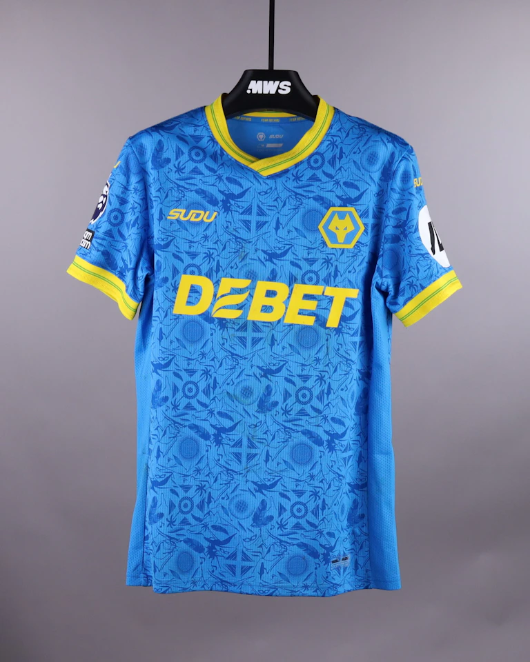 来自Wolverhampton Wanderers的Jackson Tchatchoua球衣