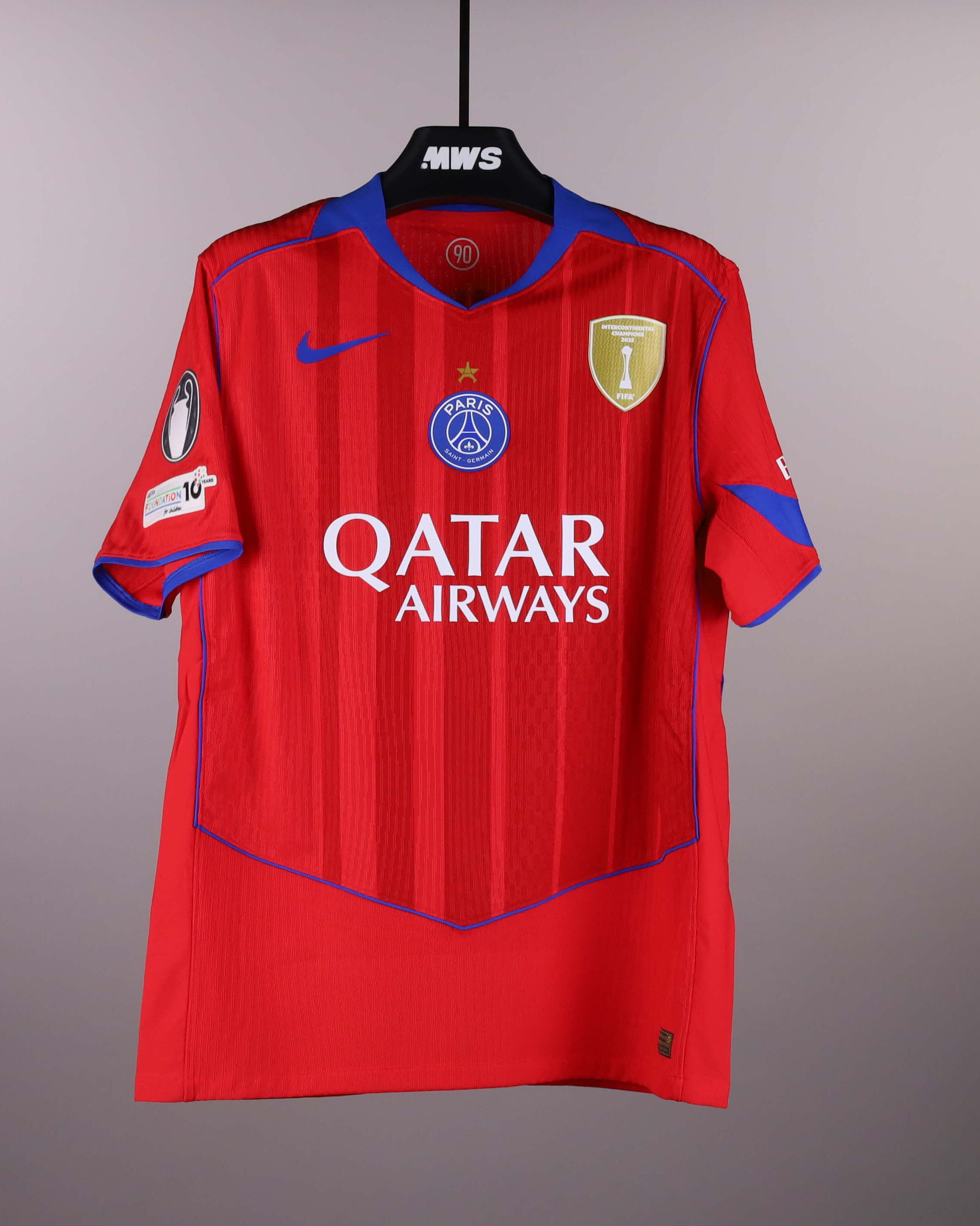 Lucas Hernández Paris Saint-Germain shirt