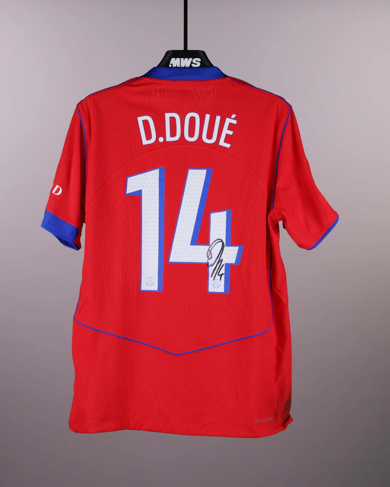 Désiré Doué Paris Saint-Germain jersey