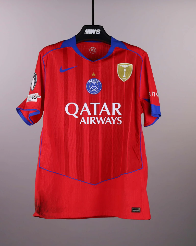 Désiré Doué Paris Saint-Germain jersey