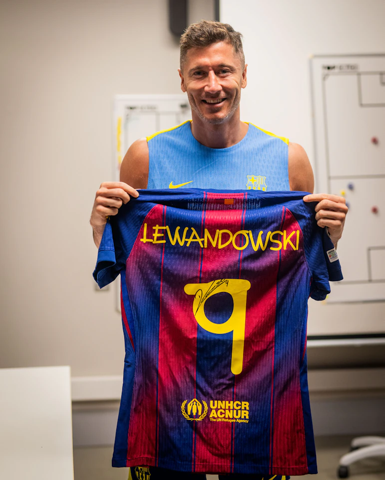 Robert Lewandowski FC Barcelona camisa.