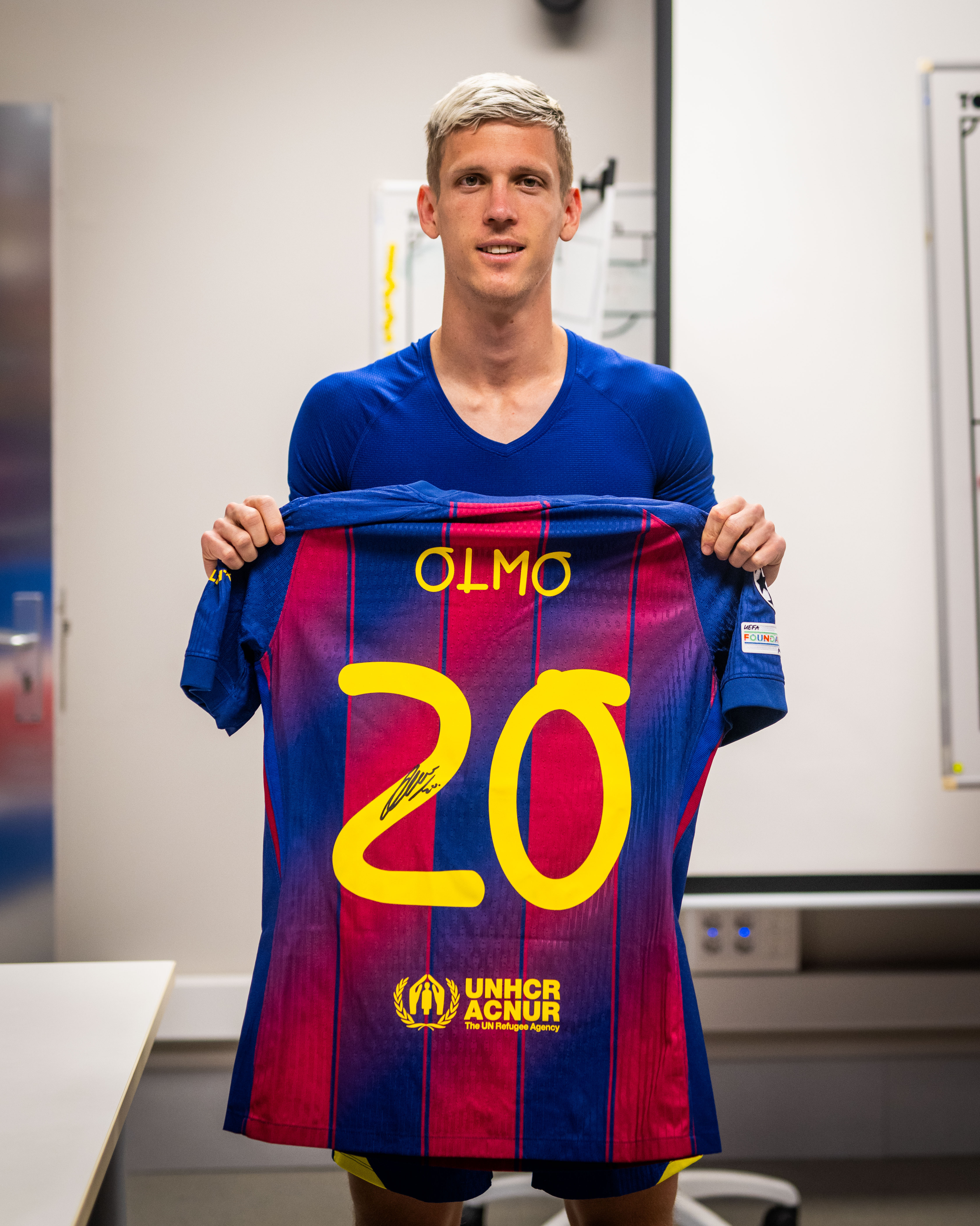 Dani Olmo | FC Barcelona - Newcastle United | MatchWornShirt