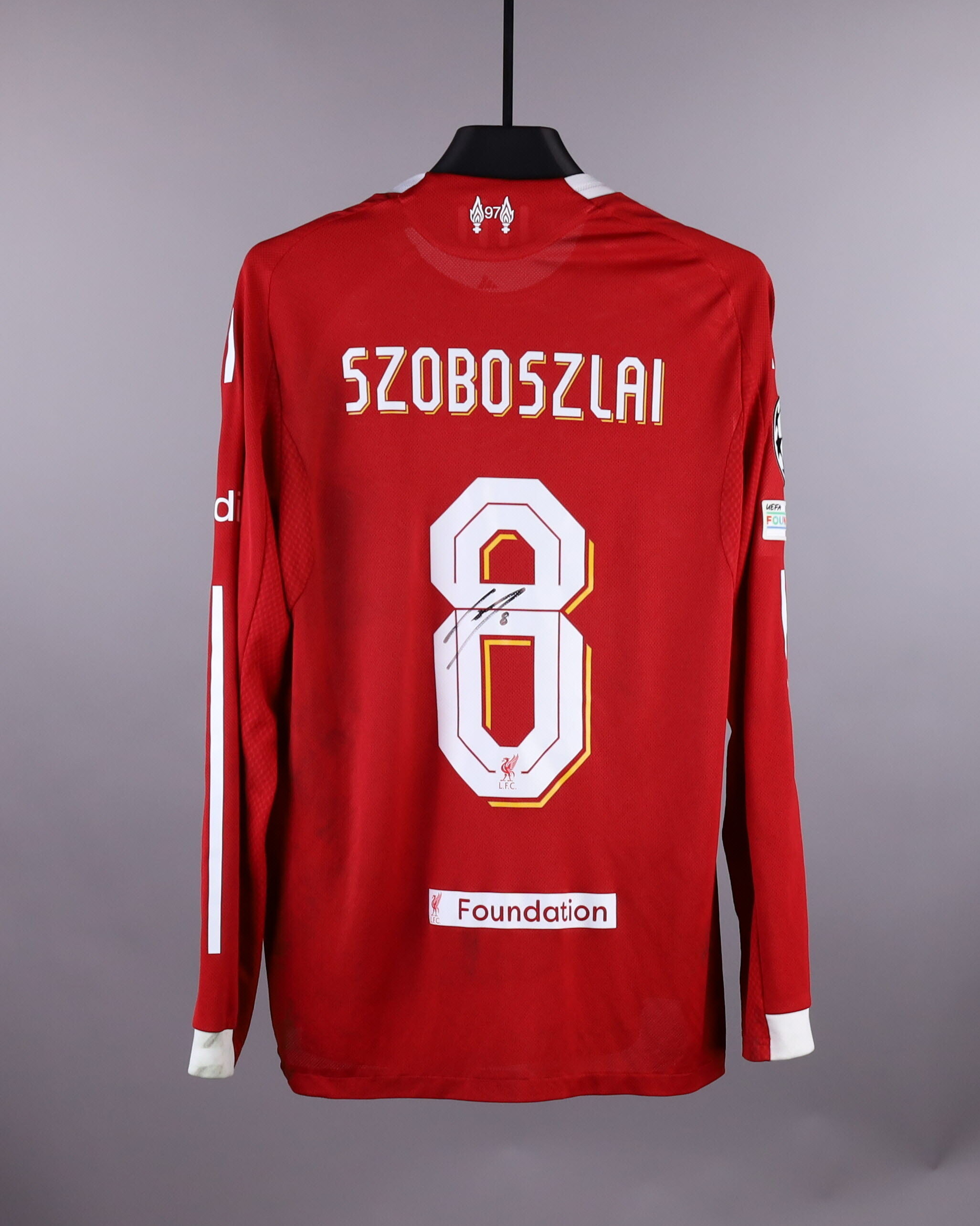 リバプールFC アディダス 長袖シャツ Szoboszlai 8 リバプールFC Szoboszlai 8 長袖シャツ 【公式通販】