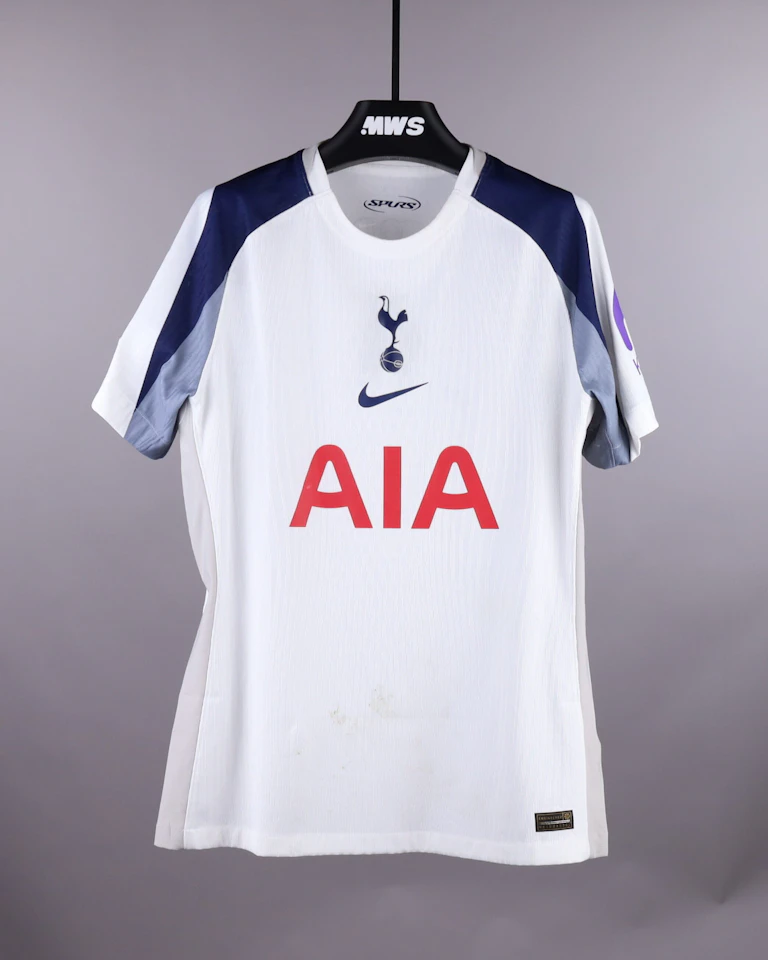 来自Tottenham Hotspur的Cristian Romero球衣