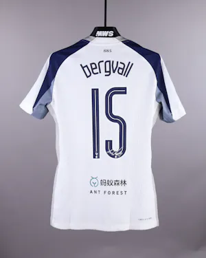 Lucas Bergvall Tottenham Hotspur shirt