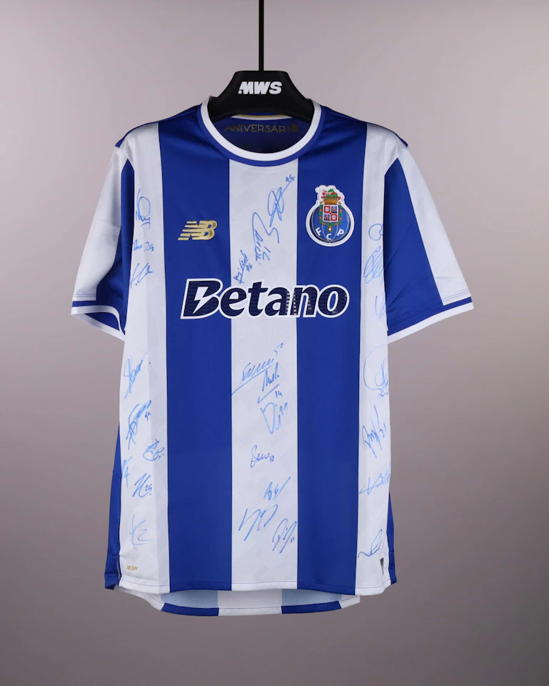 Squad Signed Shirt