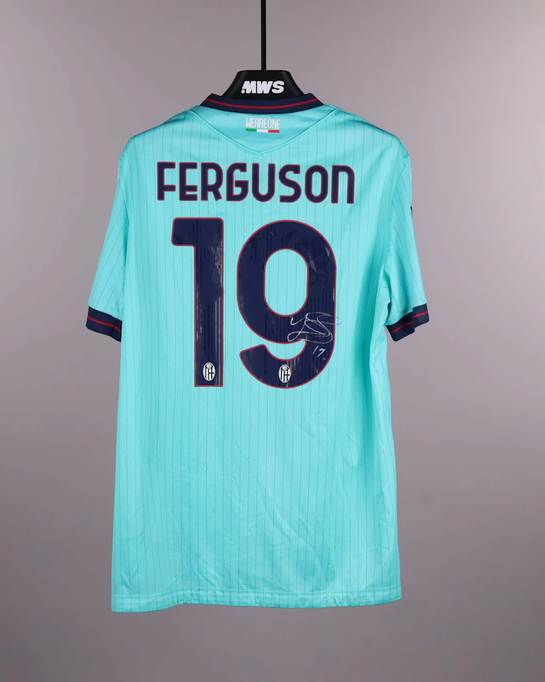 来自Bologna Fc 1909的Lewis Ferguson球衣