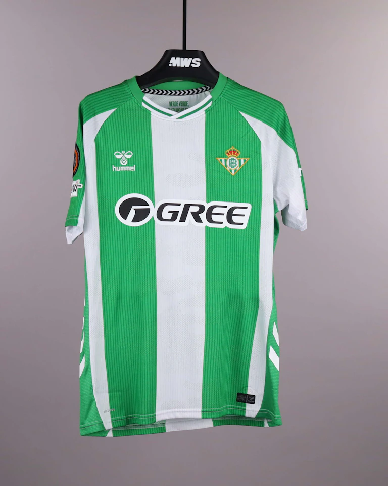 来自Real Betis的Álvaro Fidalgo球衣