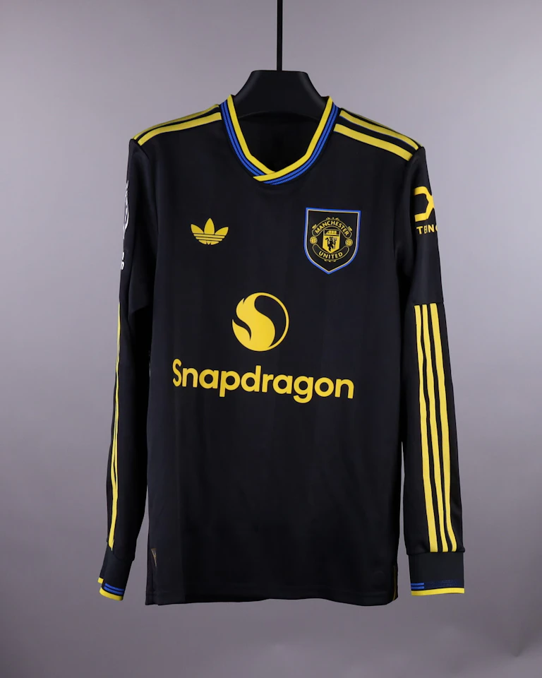 Casemiro Manchester United shirt