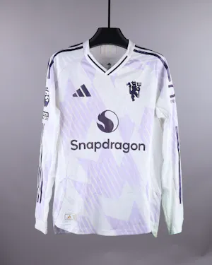 Bruno Fernandes Manchester United shirt