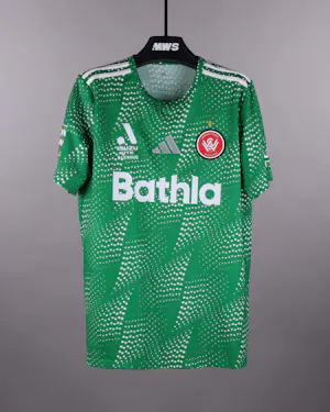 Western Sydney Wanderers-Trikot von Jordan Holmes