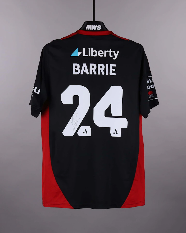 Nathan Barrie Western Sydney Wanderers のシャツ