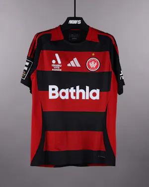 Nathan Barrie Western Sydney Wanderers のシャツ