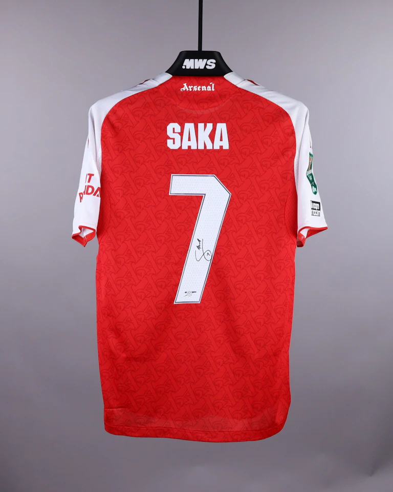 来自Arsenal的Bukayo Saka球衣