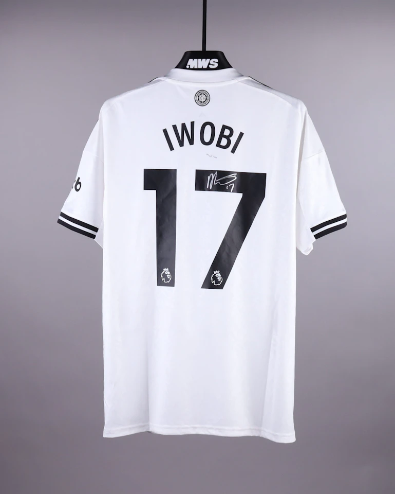 Alex Iwobi Fulham shirt