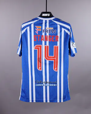 来自Kilmarnock的George Stanger球衣