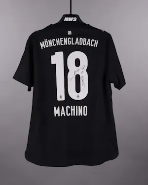来自Borussia Mönchengladbach的Shuto Machino 町野修斗球衣