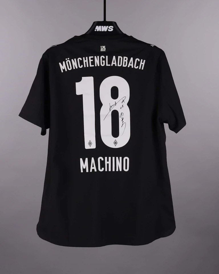 来自Borussia Mönchengladbach的Shuto Machino 町野修斗球衣