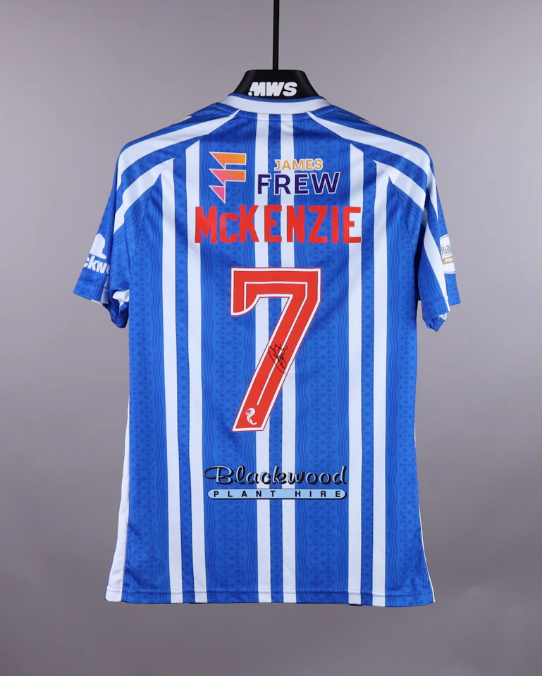 来自Kilmarnock的Rory McKenzie球衣