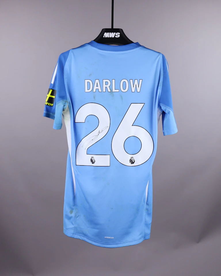 来自Leeds United的Karl Darlow球衣