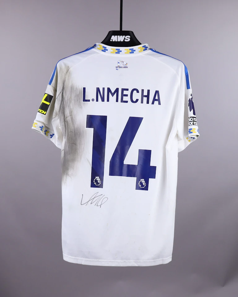 来自Leeds United的Lukas Nmecha球衣