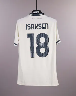 来自SS Lazio的Gustav Isaksen球衣