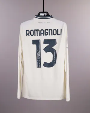 来自SS Lazio的Alessio Romagnoli球衣