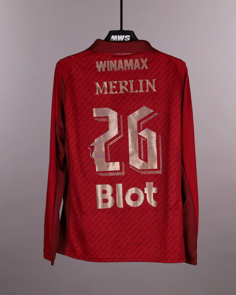 来自Stade Rennais F.C.的Quentin Merlin球衣