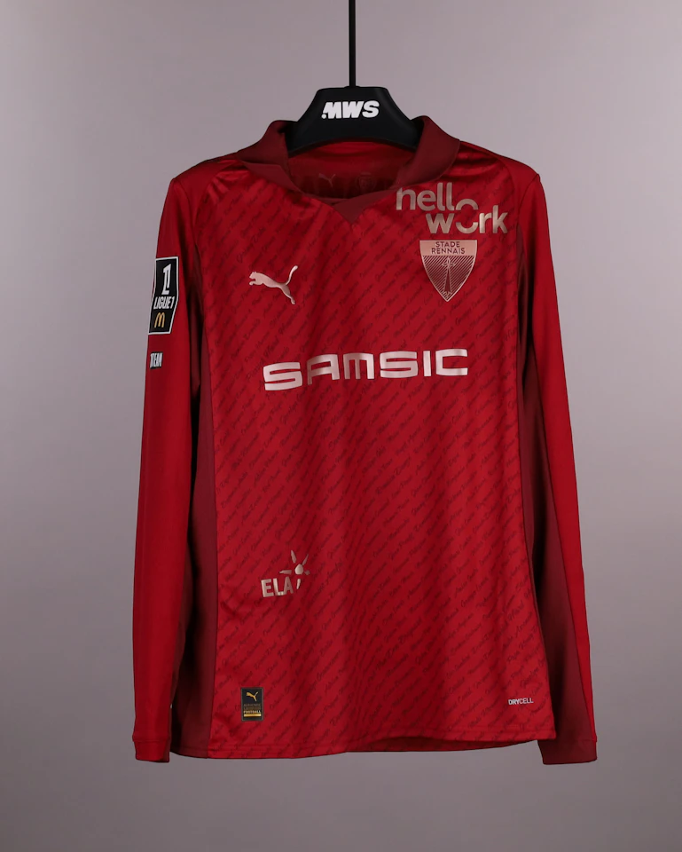 来自Stade Rennais F.C.的Quentin Merlin球衣