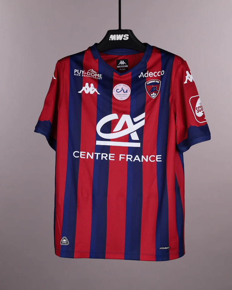 来自Clermont Foot 63的Vital Nsimba球衣