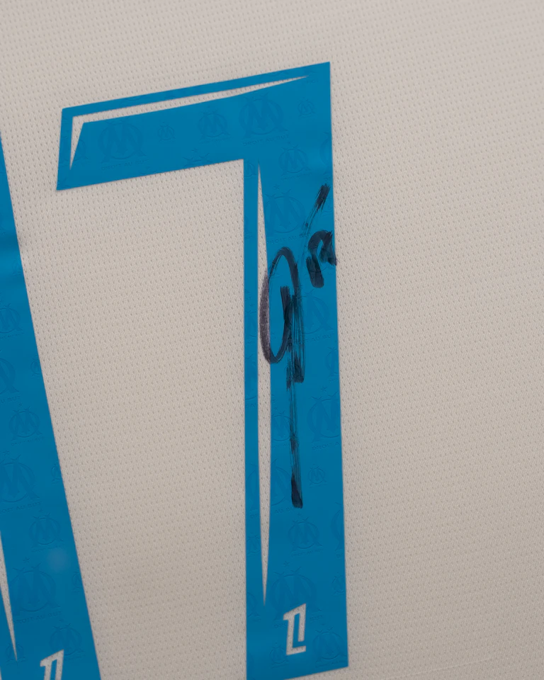 Pierre-Emerick Aubameyang | Limited Edition Framed Signed Shirt