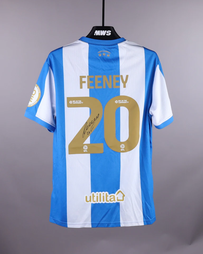 来自Huddersfield Town的Feeney球衣