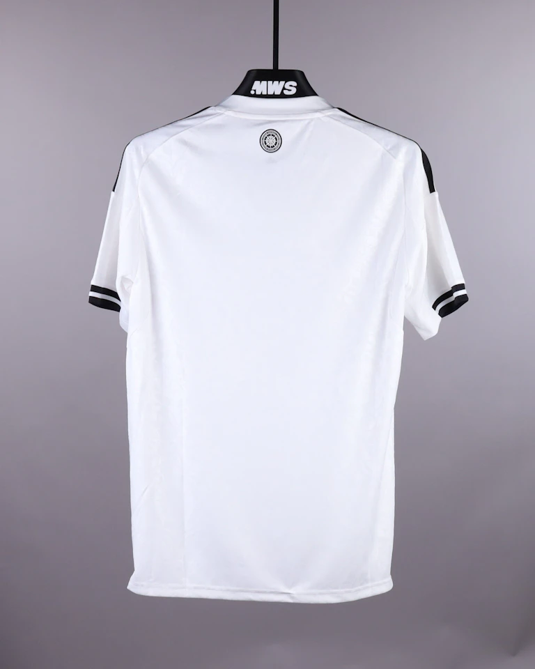 Squad Signed Shirt - 1